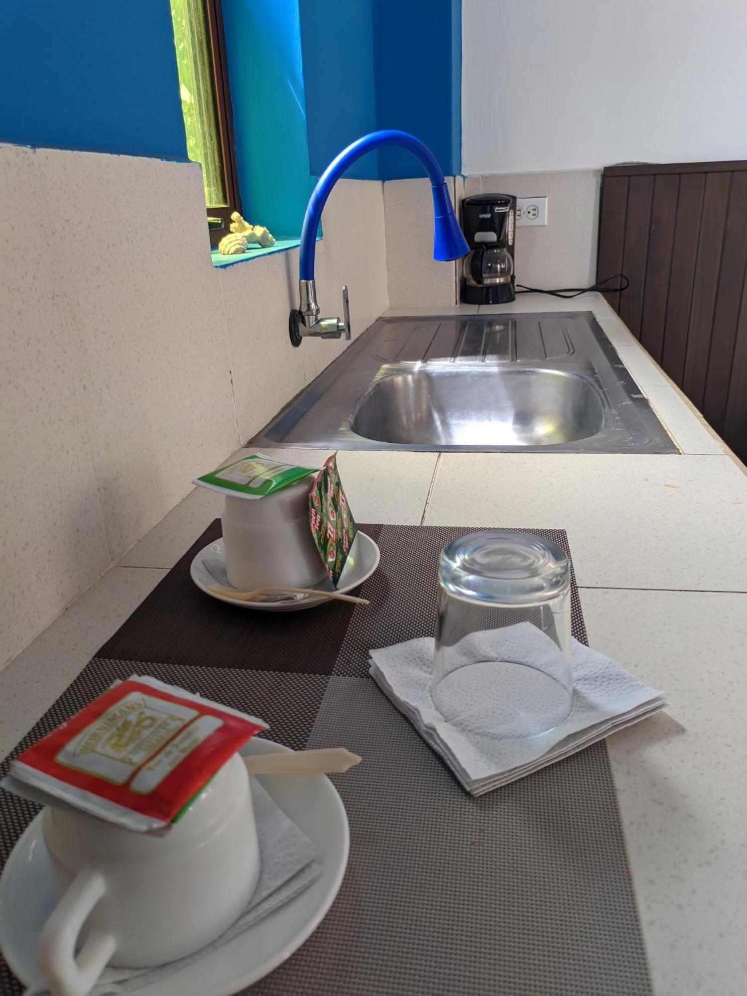 太阳岛酒店 比亚米尔港 外观 照片